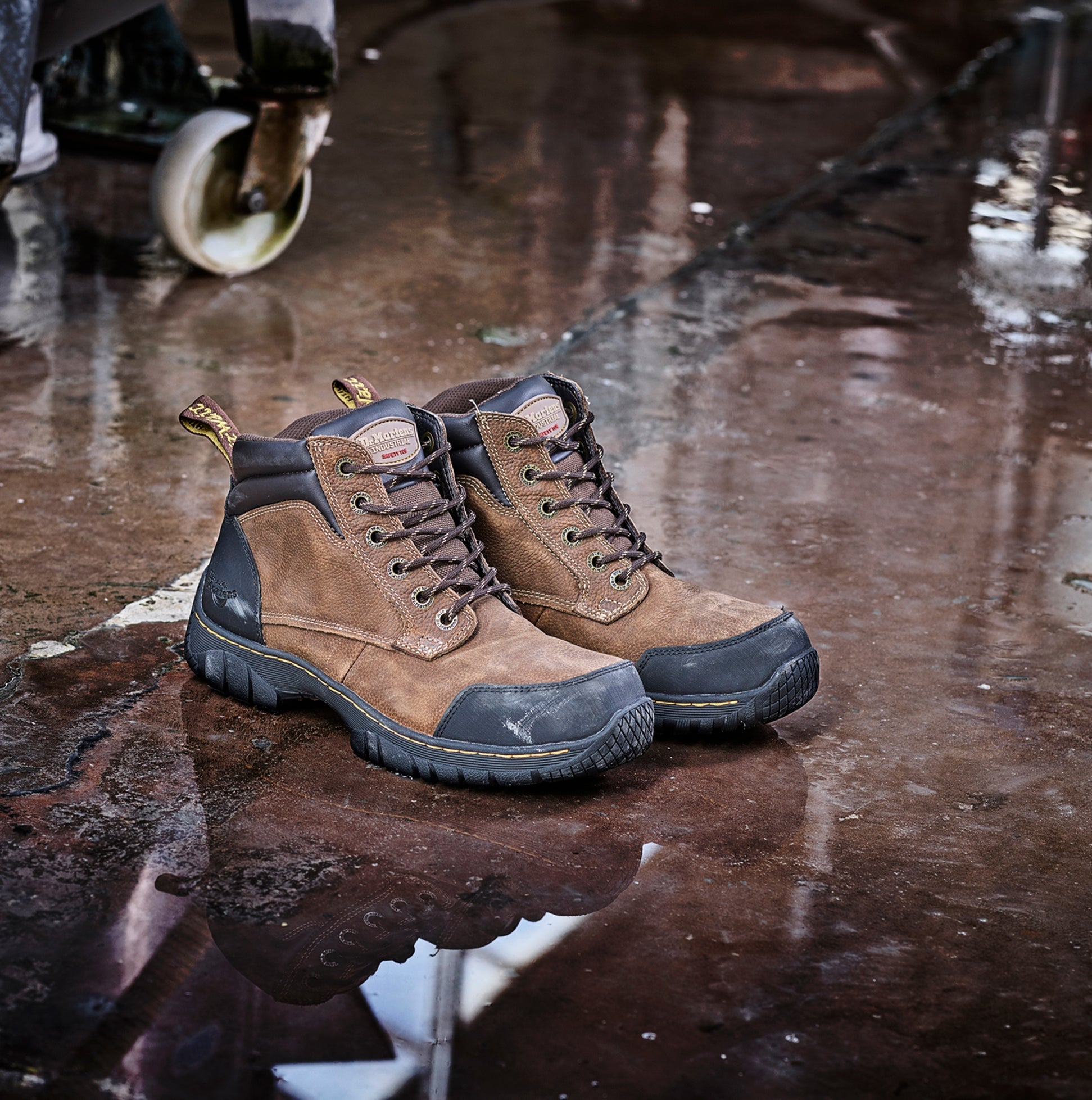 Safety Footwear Regulations and Compliance: What Employees Need to Know - STB.co.uk