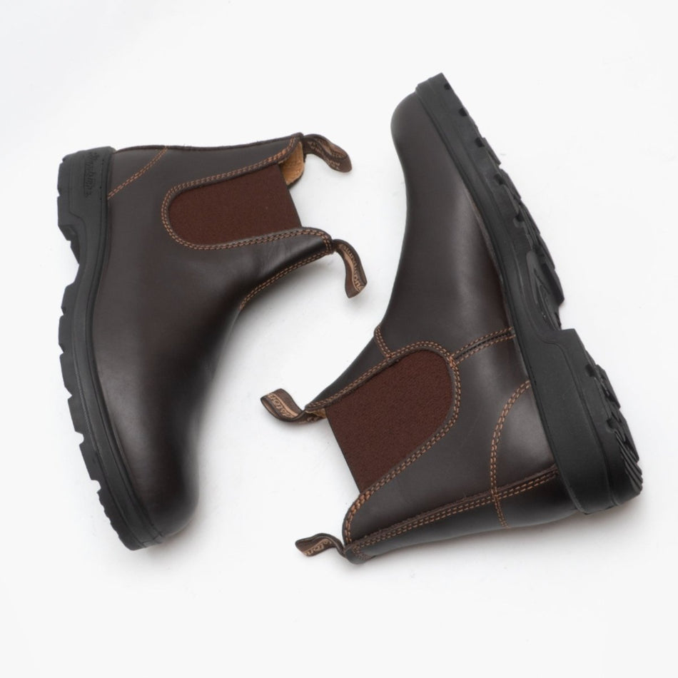 Blundstone 550 Mens Premium Leather Chelsea Boots Walnut Brown 550 - 4 | STB.co.uk